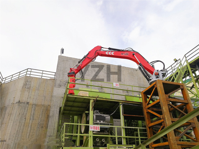 Исправлена ​​система Boom rocebreaker