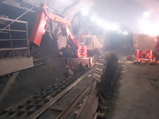 Стюнс Pedestal Coasker System