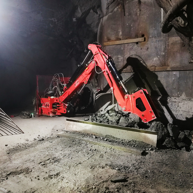 Пьедестальный тип бум -выключателя System5