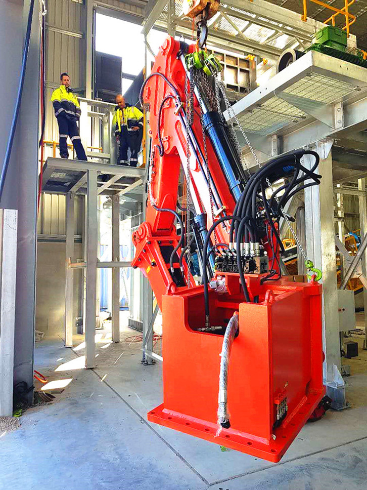 система стрелы отбойного молотка на неподвижной опоре