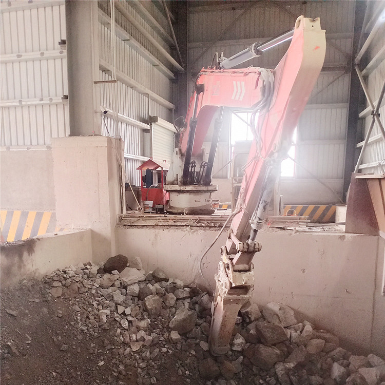 Rockbreaker Systems.