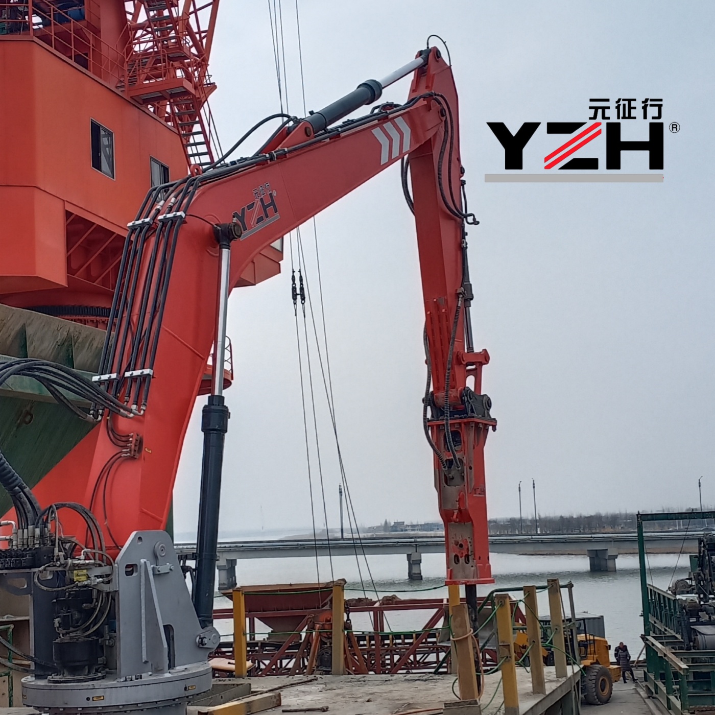 Фиксированный бум