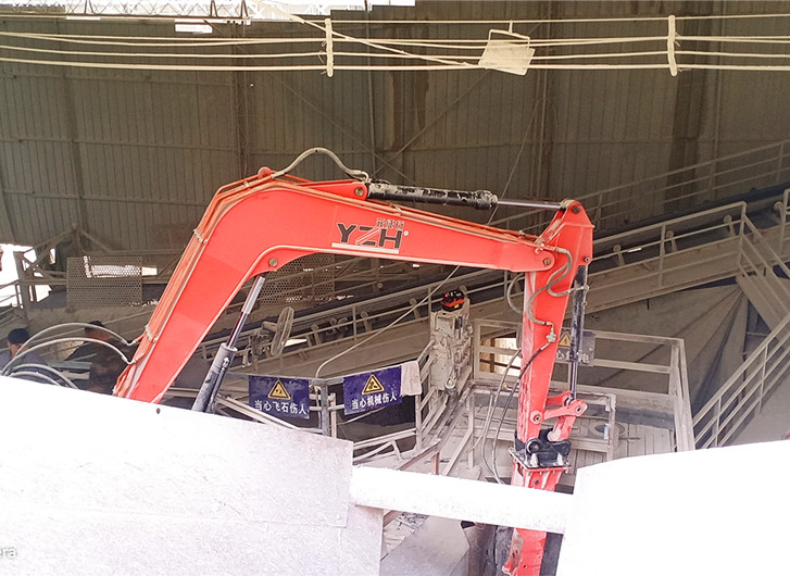 Стрела на пьедестале