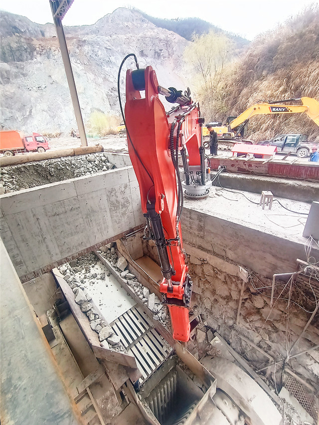 ПЬЕДЕСТАЛЬНЫЙ КАМЕНЬ