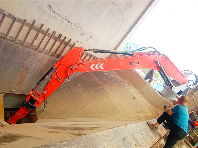 Rockaker Boom Systems