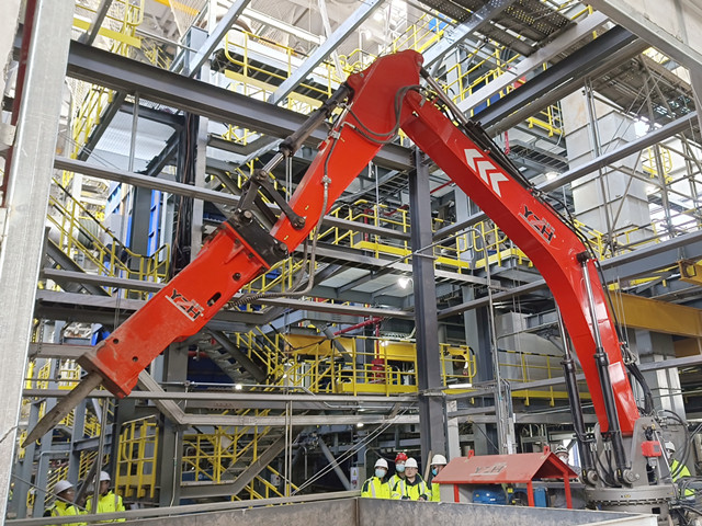 Пьедестальная система бум