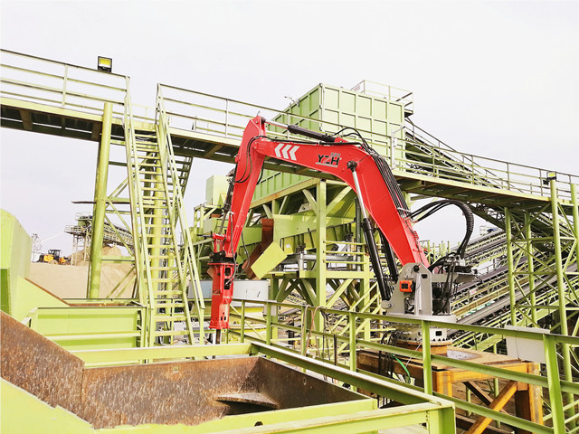 Rockaker Boom Systems